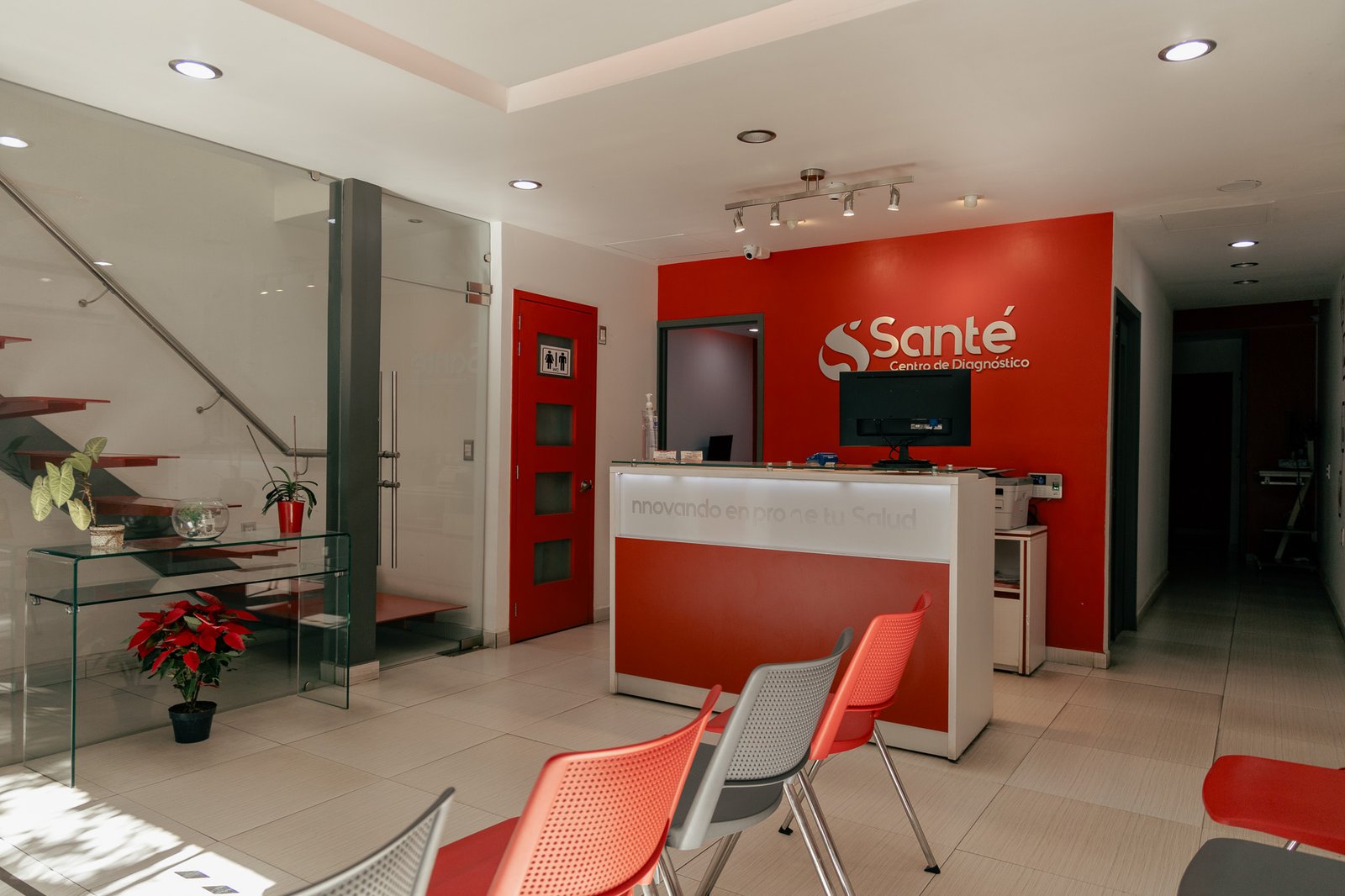 Recepción moderna Centro Santé